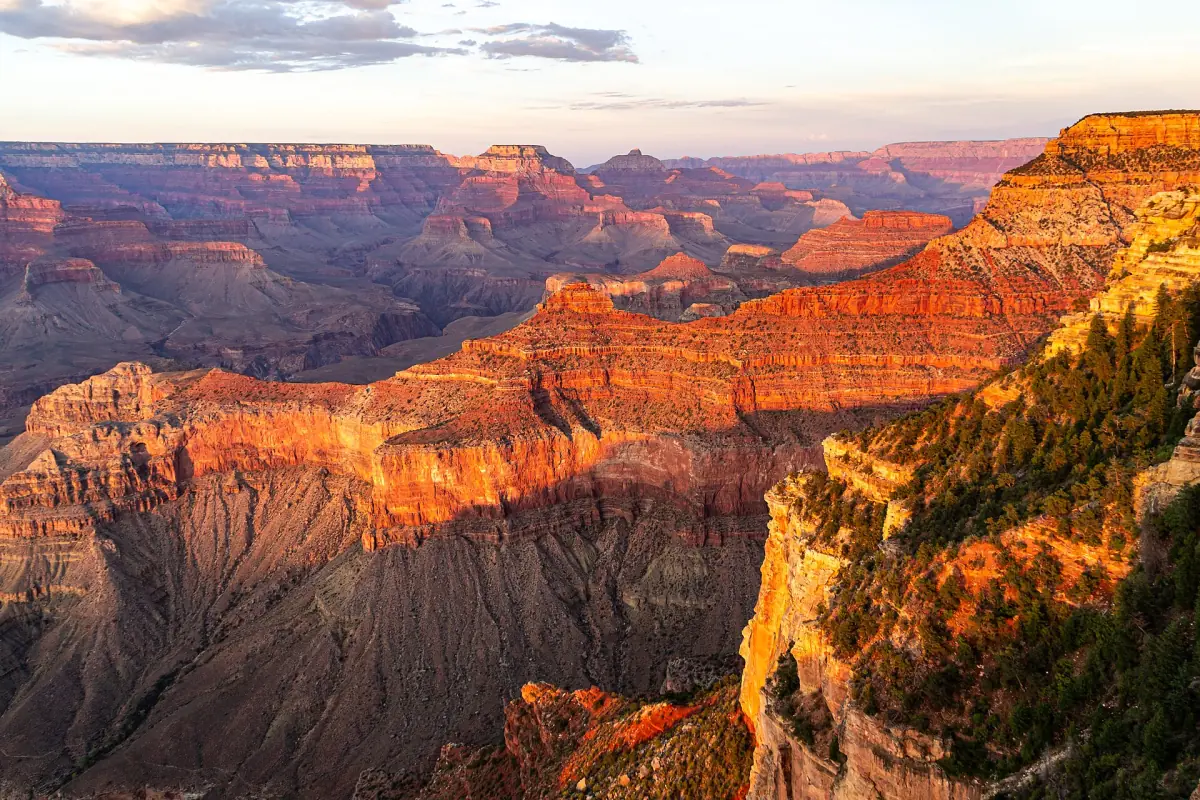 Evening light at Lipan Point
